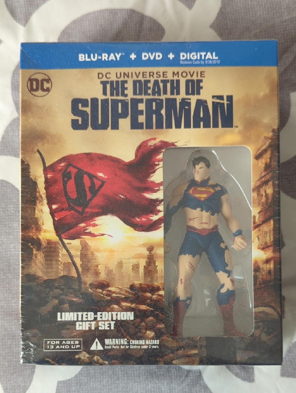 DC Universe The Death Of Superman DVD Blu-ray Digital Gift Set